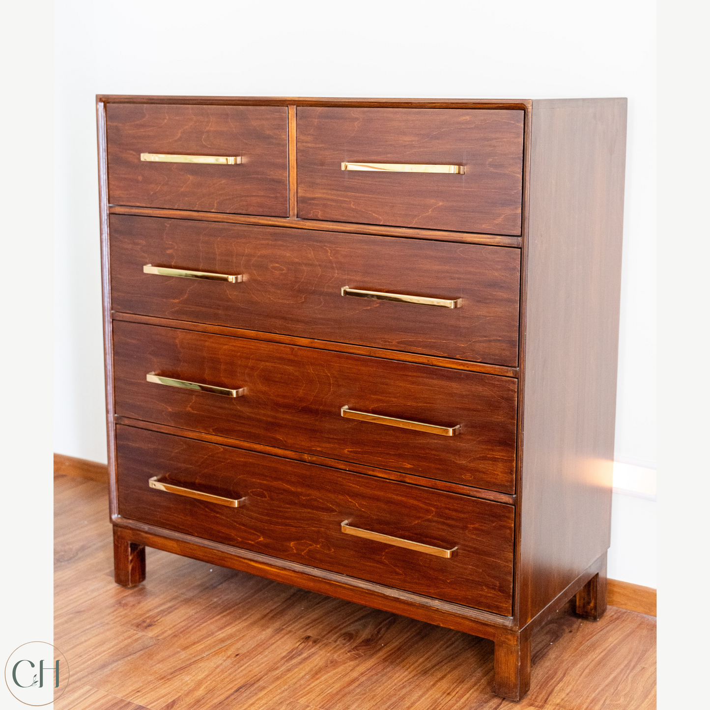 Elden - Modern Wooden Dresser with Gold-Colored Handles