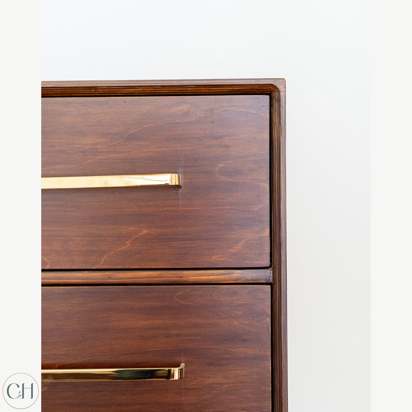 Elden - Modern Wooden Dresser with Gold-Colored Handles