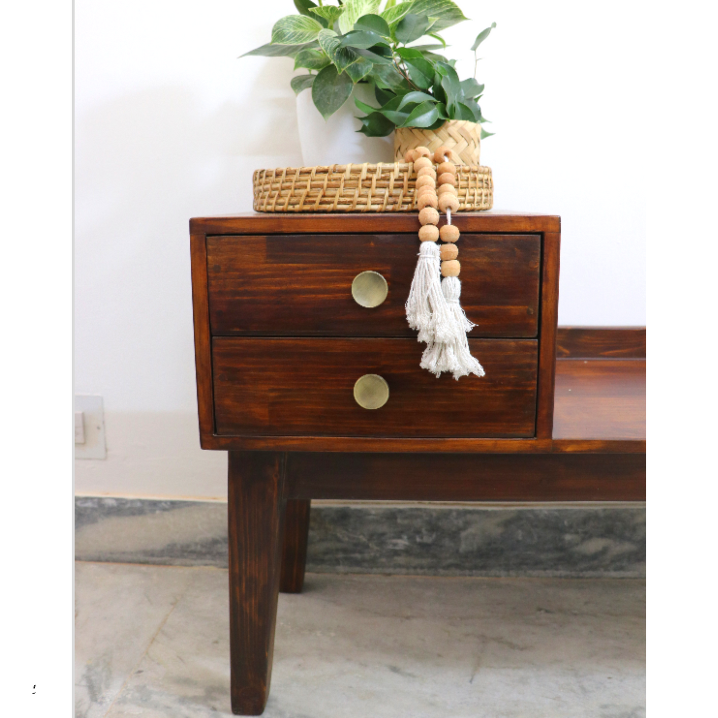 CustHum - solid wood transitional bench showing closeup of 2 drawers