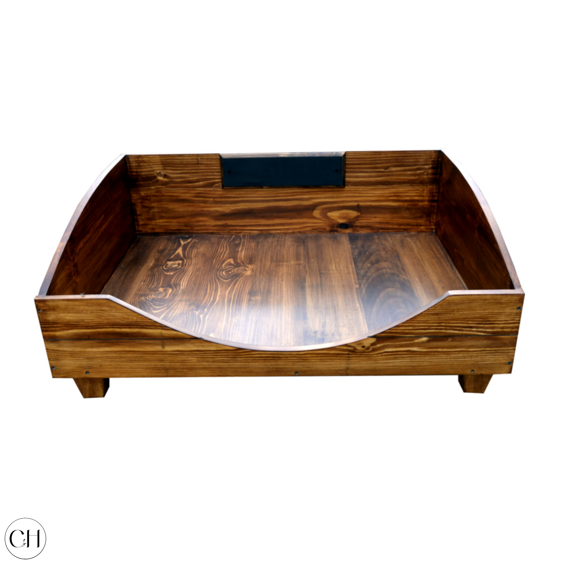CustHum - Wooden dog bed with blackboard nameplate on the back panel (front)