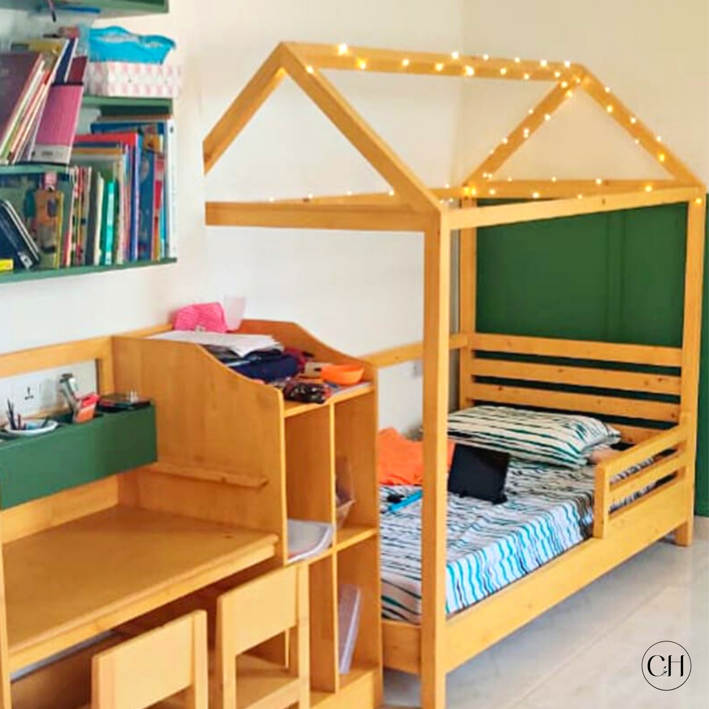 Adventure - House-shaped Bed for Kids - CustHum