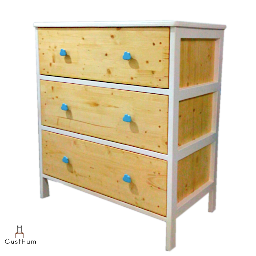 CustHum-Arendelle-chest of drawers with cloud shaped handles (profile view)