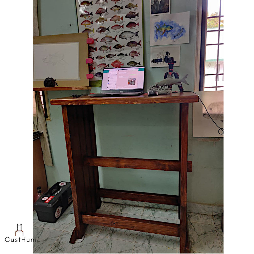 CustHum-Goodall-standing desk-customer photo