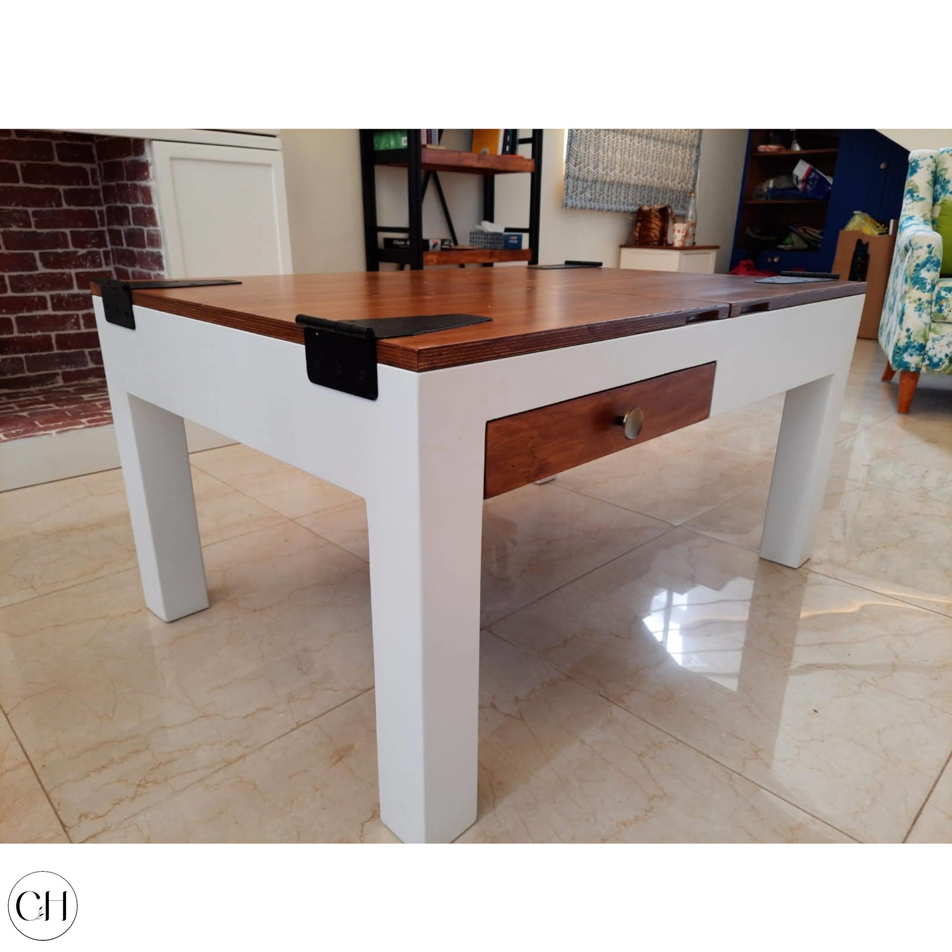 CustHum-Spilsbury-coffee table with folding top to store jigsaw puzzle, small drawer (ISO, closed)